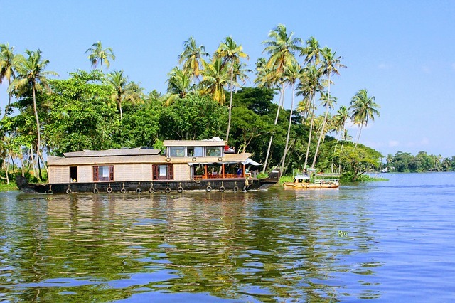 Cochin - Allppey 