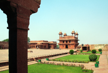 Jaipur – Fathepur Sikri - Agra 