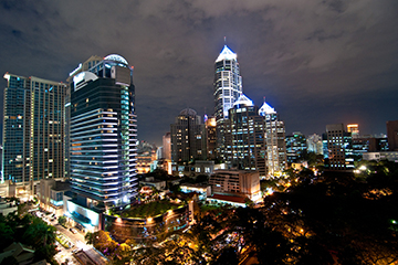 bangkok-building-nuit-1.jpg