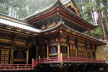 nikko-toshogu.jpg