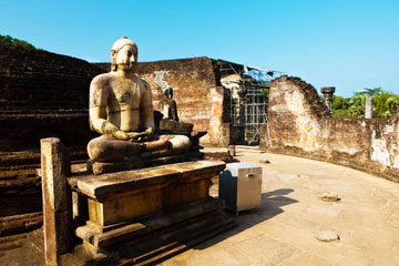 polonnaruwa-vestiges-sri-lanka.jpg