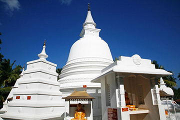 polonnaruwa_temple2.jpg