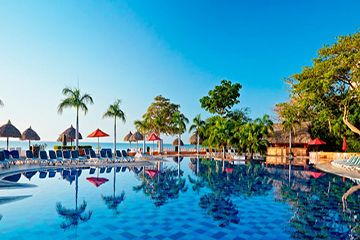 royal-decameron-pool-2.jpg