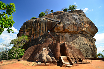 Le rocher du lion de sigiriya