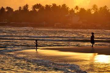 unawatuna_plage_coucher_de_soleil.jpg