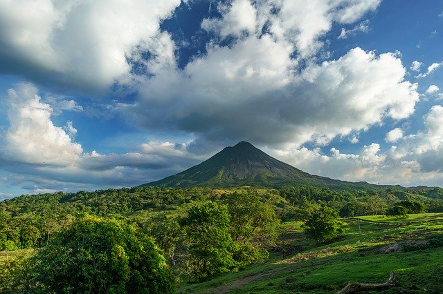 San José - La Fortuna, Volcan Arenal